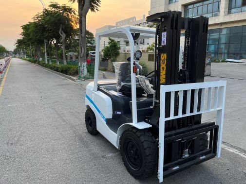 3 ton forklift 5