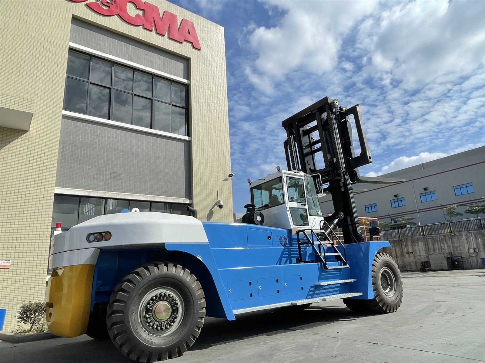 50ton forklift 4 50ton forklift 4