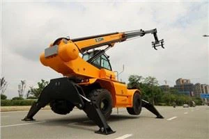 Teleskopski viličar od 4 tone rotirajući za 360 stupnjeva