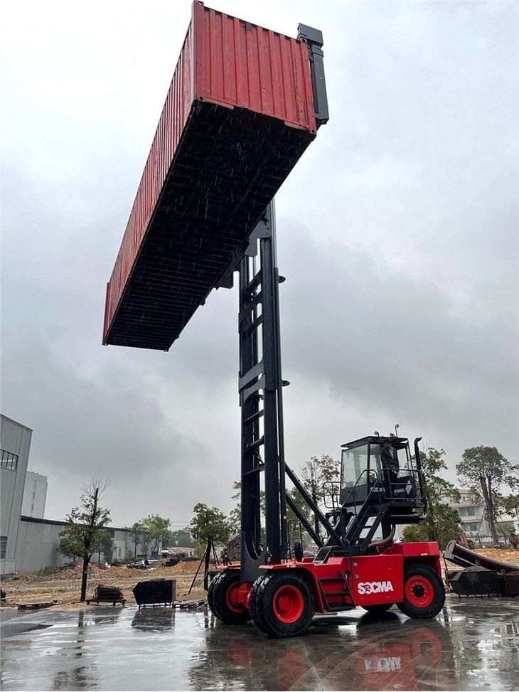 container handler4