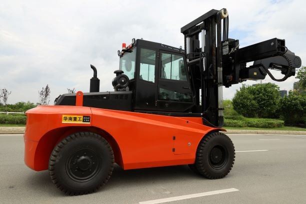 Socma 13.5 Ton Heavy Duty Forklifts Good For Glass Factory Attach Tire Clam